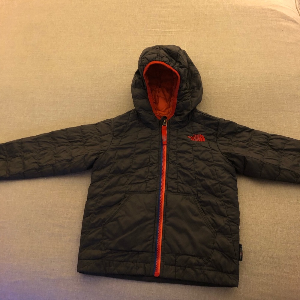 Northface Toddler Thermoball Jacket (Hooded)
